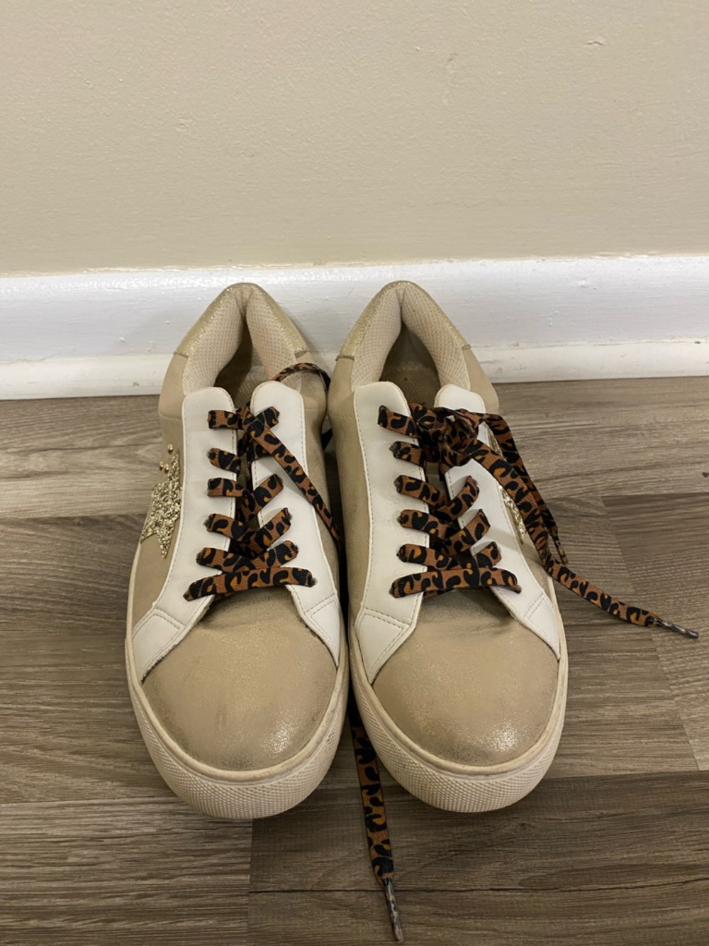 Beige and White Women's Fashion Sneakers with Leopard Print Laces
